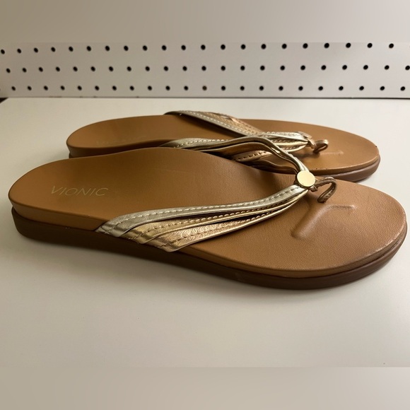 Vionic Catalina Sandals in Mix Metallic - Picture 8 of 15